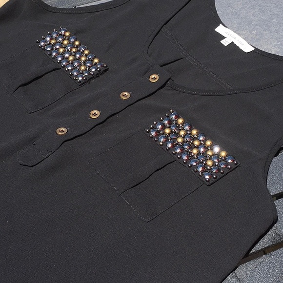 EMBELLISHED POCKETS TANK TOP - Picture 7 of 8